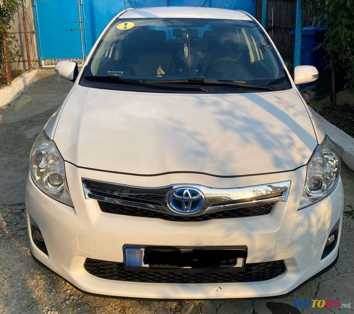 2012' Toyota Auris photo #1