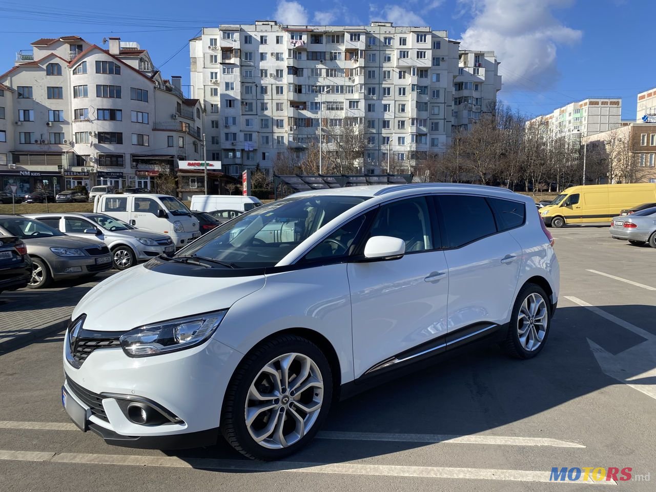 2017' Renault Grand Scenic photo #1