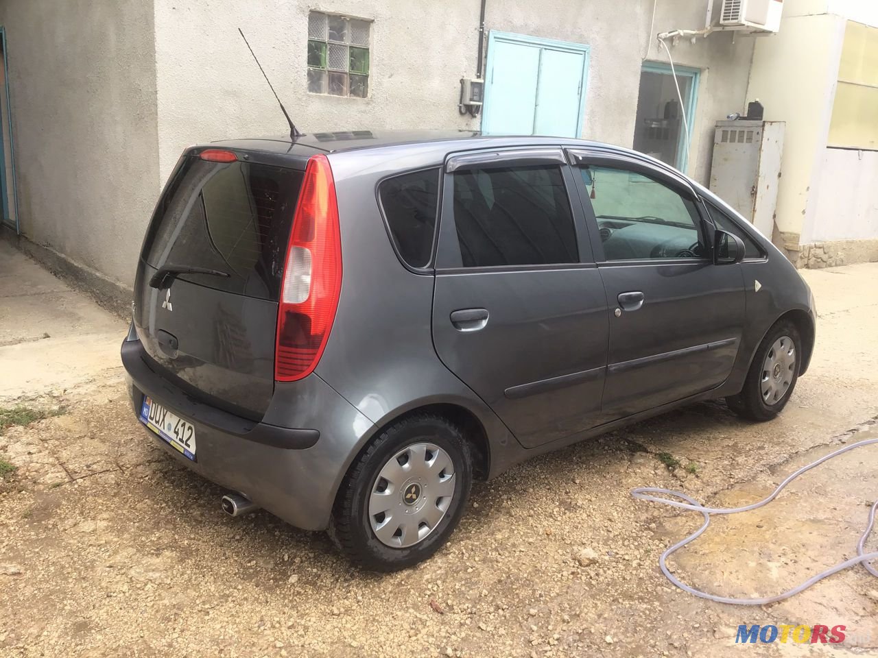 2005' Mitsubishi Colt photo #4