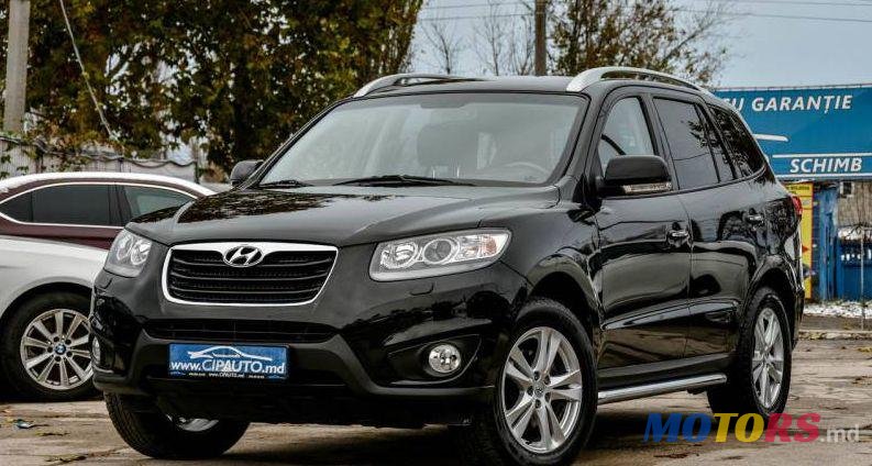 2011' Hyundai Santa Fe photo #1