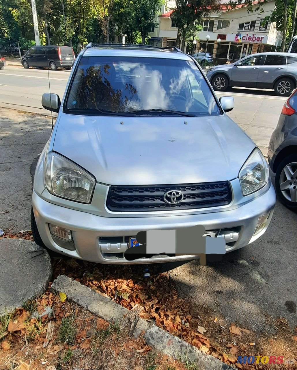 2004' Toyota RAV4 photo #3