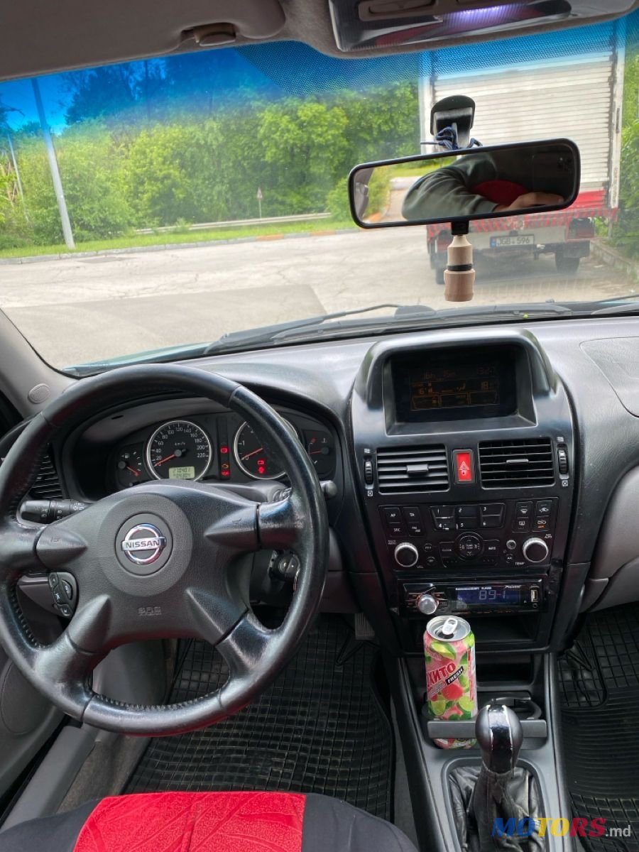 2004' Nissan Almera photo #6