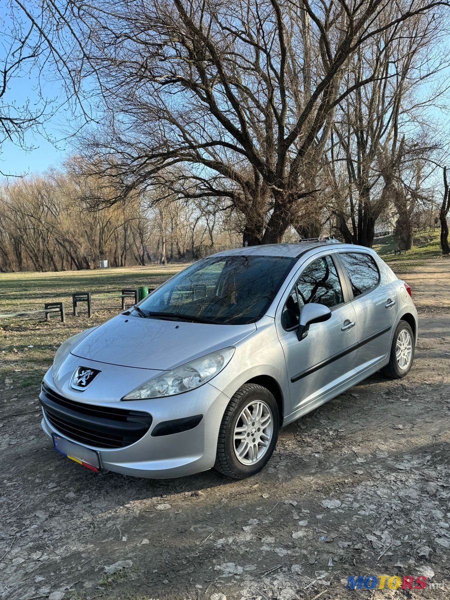 2009' Peugeot 207 photo #2
