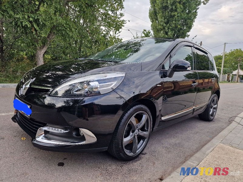 2016' Renault Scenic photo #2