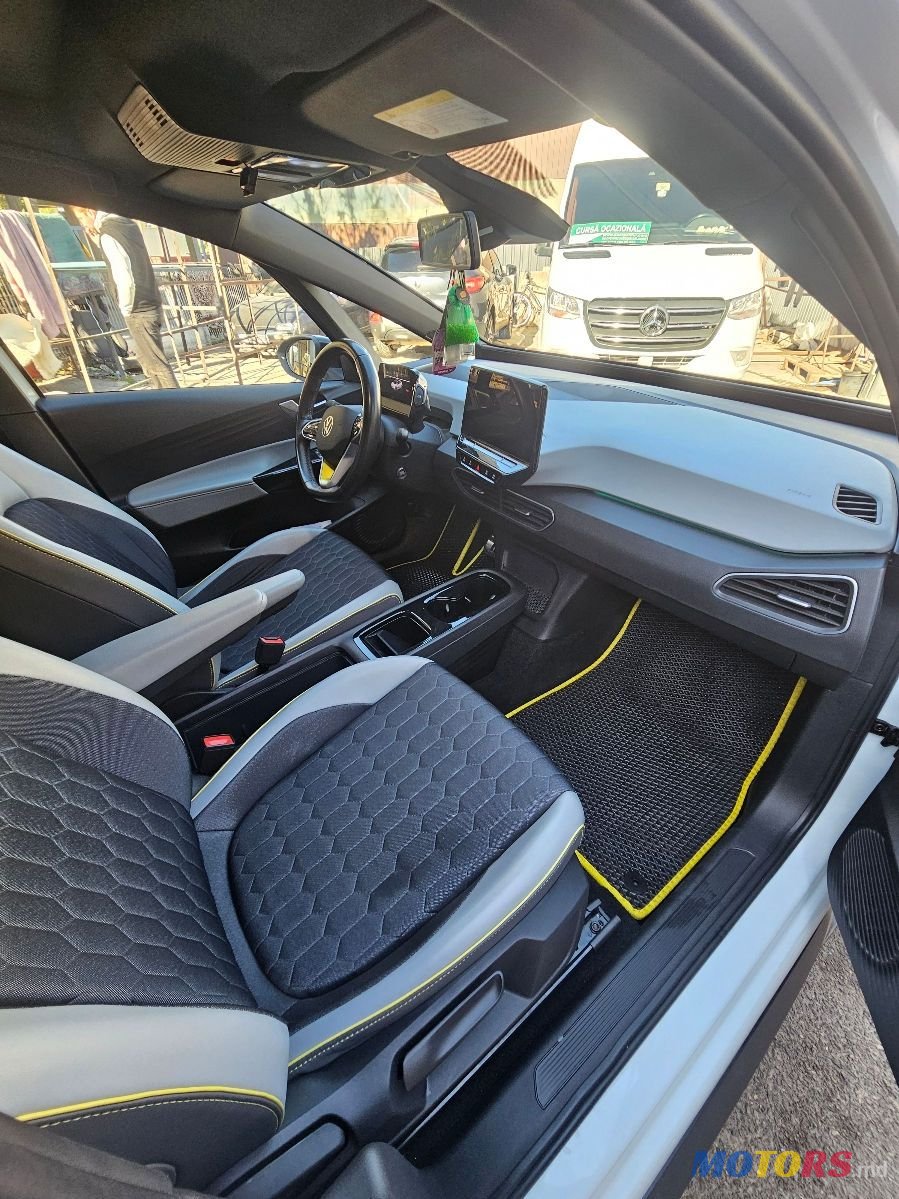 2022' Volkswagen ID.3 photo #4