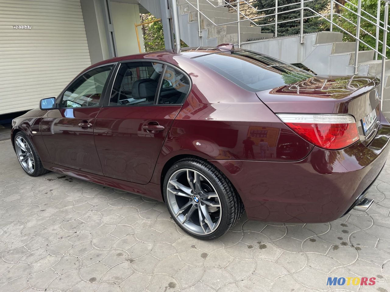 2008' BMW 5 Series photo #2