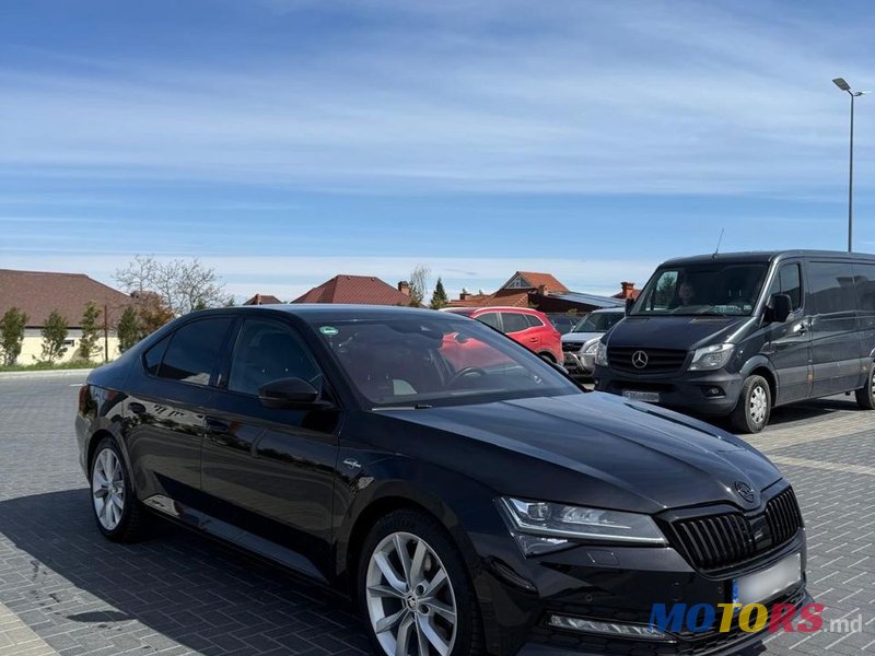 2020' Skoda Superb photo #3