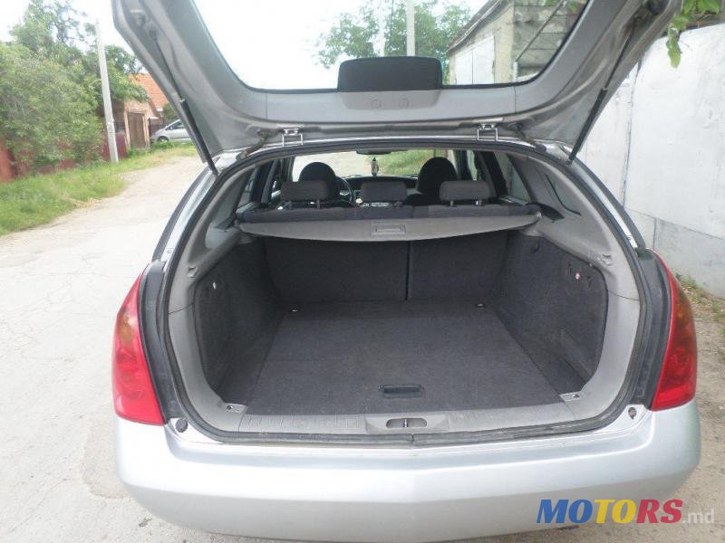 2004' Nissan Primera photo #5