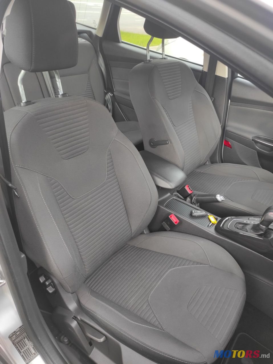 2017' Ford Focus photo #5