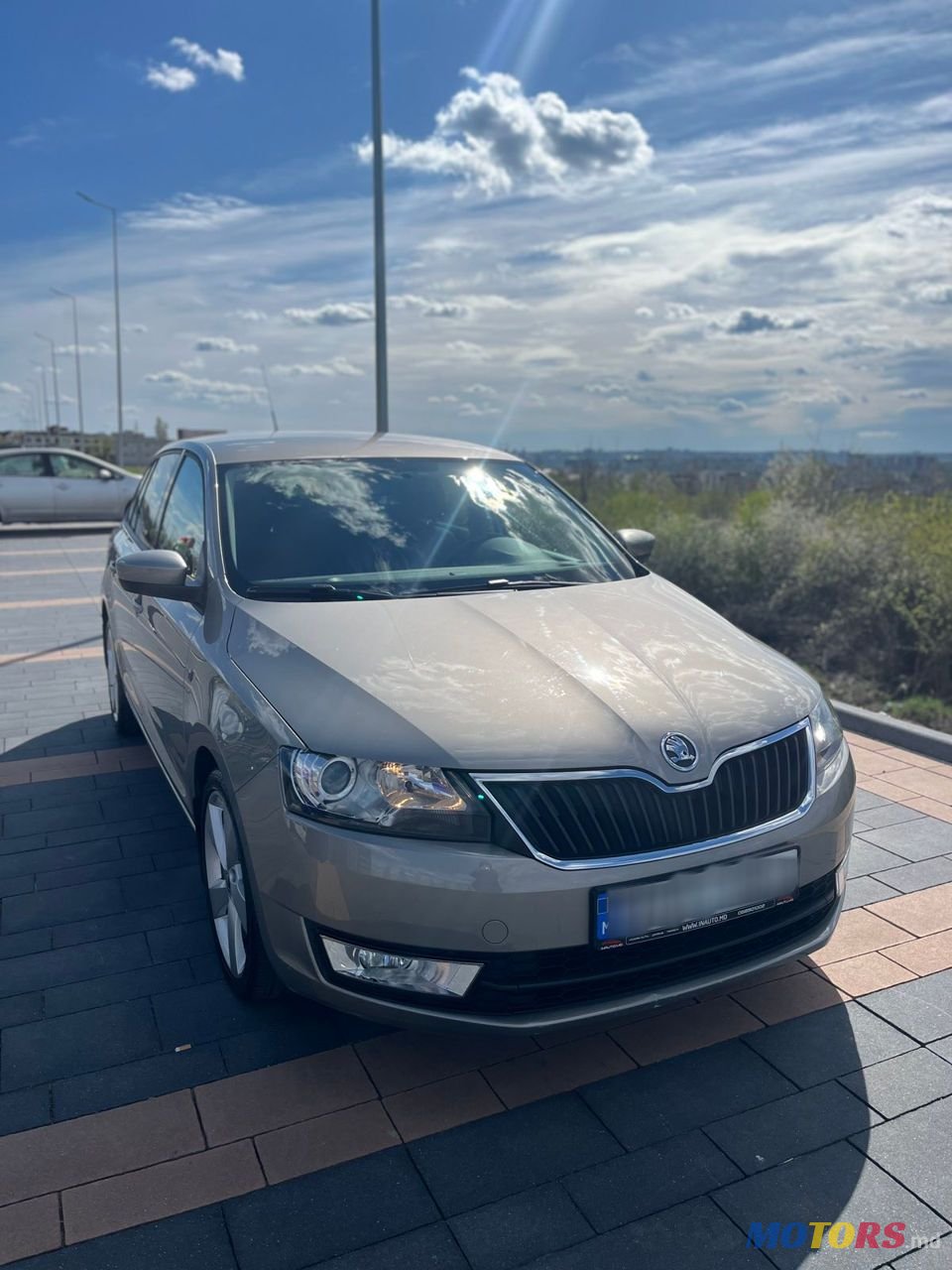 2013' Skoda Rapid photo #2