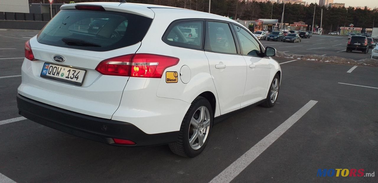 2015' Ford Focus photo #5