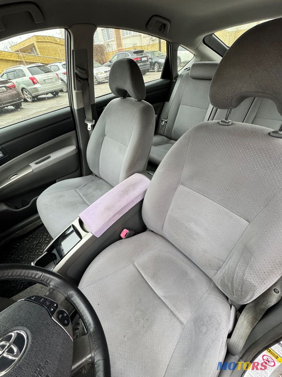 2008' Toyota Prius photo #5