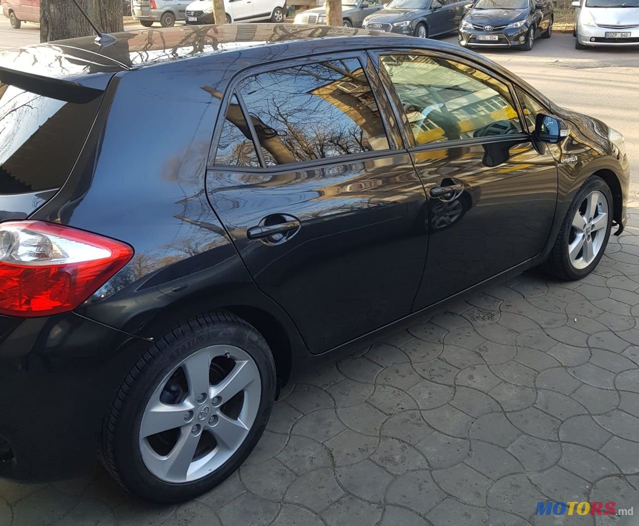 2010' Toyota Auris photo #4