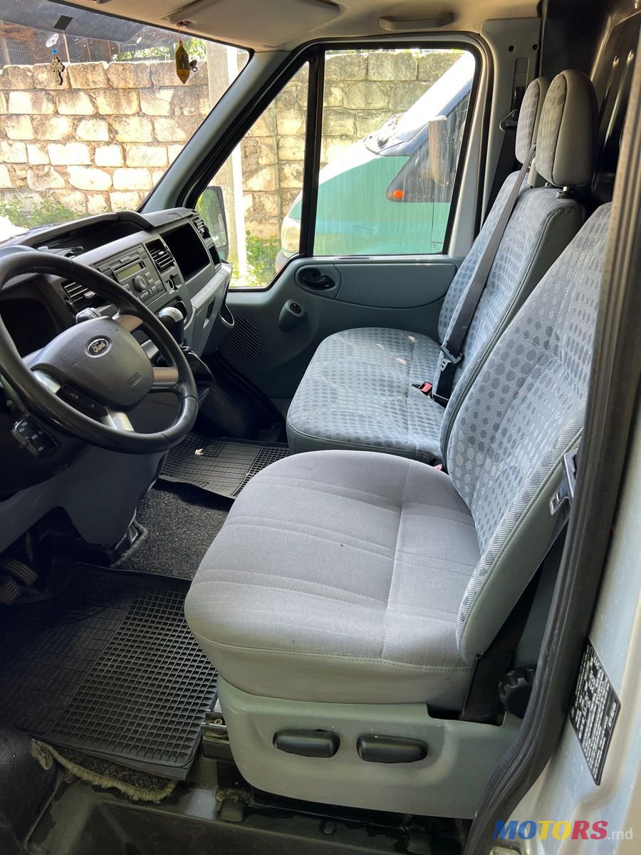 2010' Ford Transit Connect photo #5