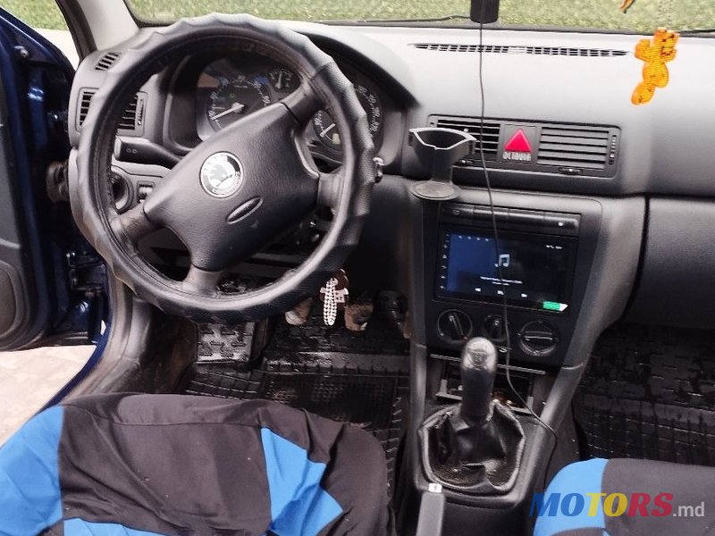 2009' Skoda Octavia photo #4