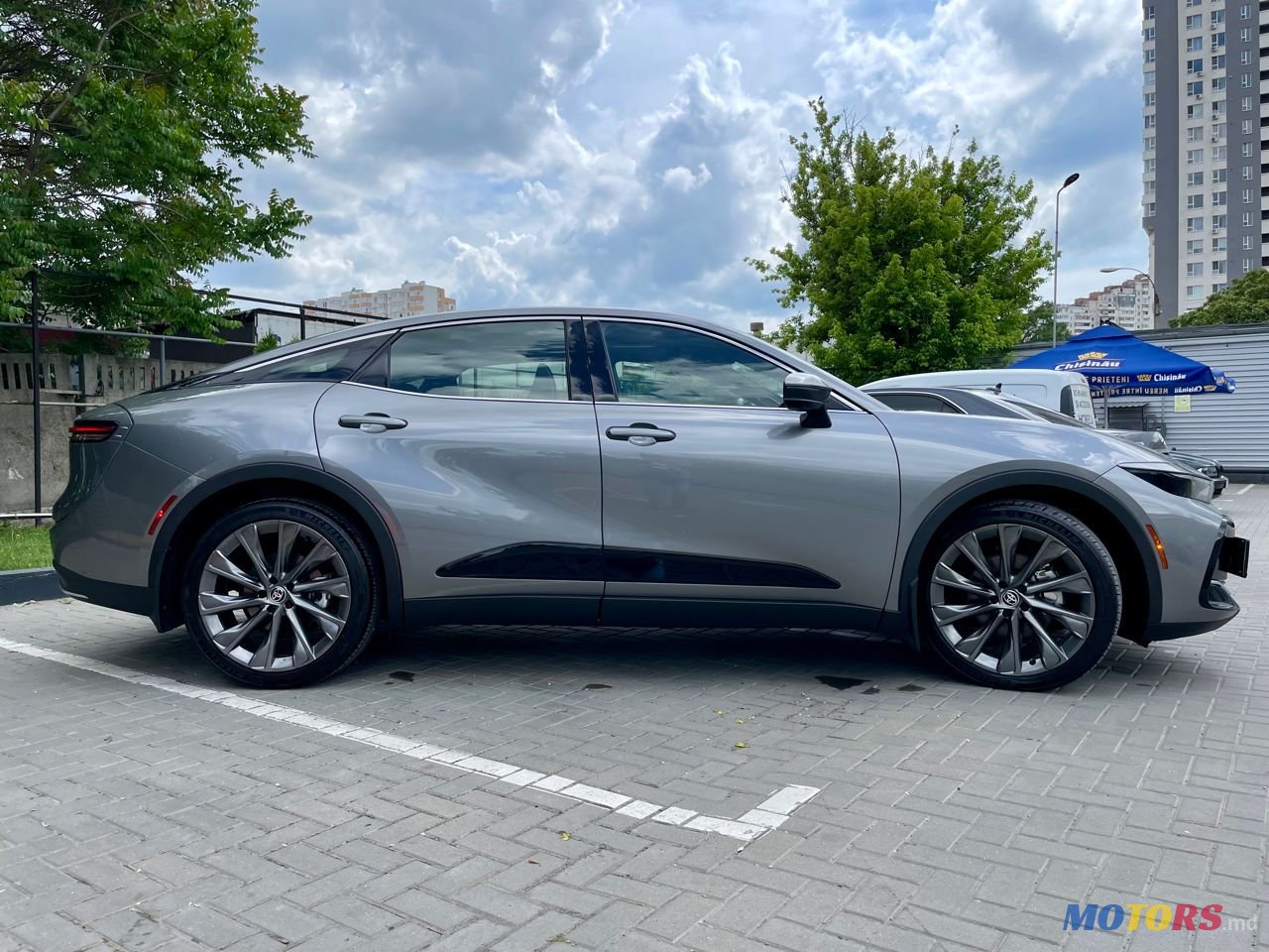 2023' Toyota Crown photo #5