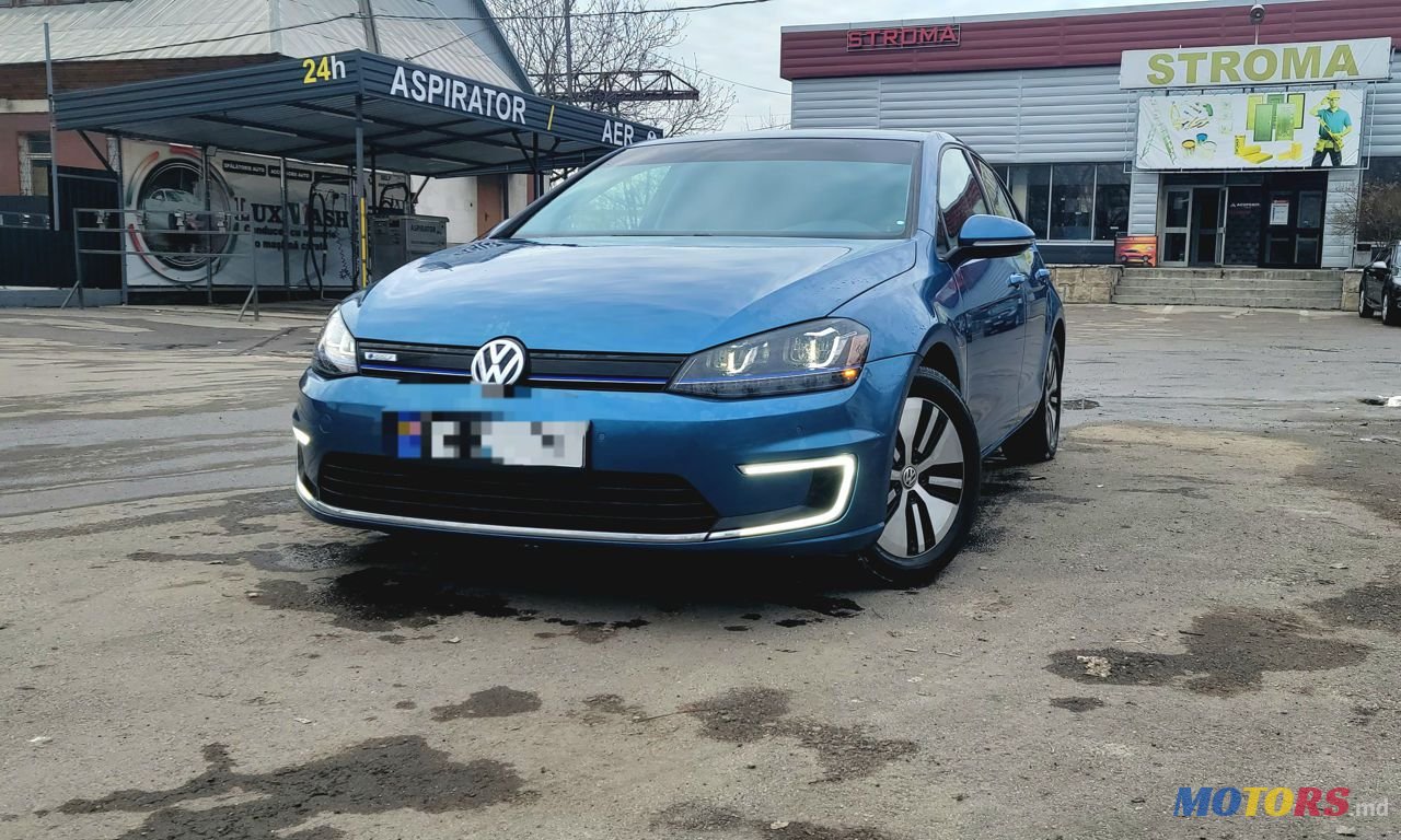 2014' Volkswagen Golf photo #6