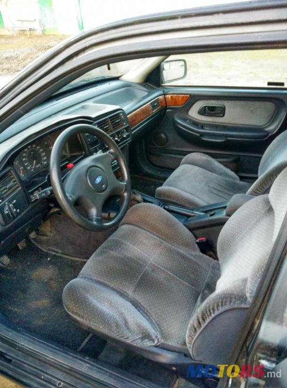 1992' Ford Scorpio photo #2