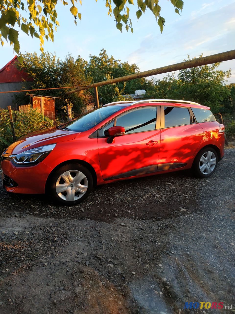 2013' Renault Clio photo #3