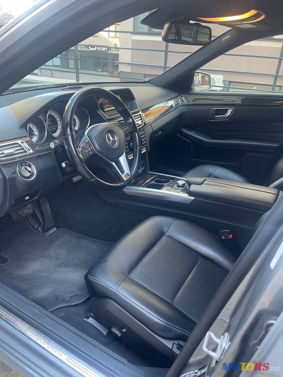 2013' Mercedes-Benz E-Class photo #5