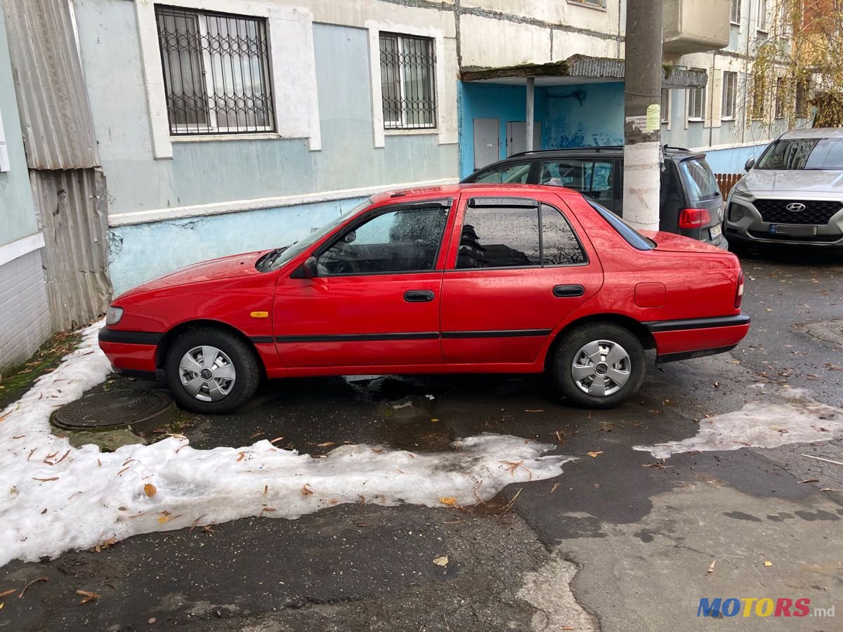 1992' Nissan Sunny photo #5