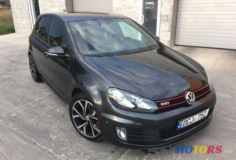 2011' Volkswagen Golf photo #1