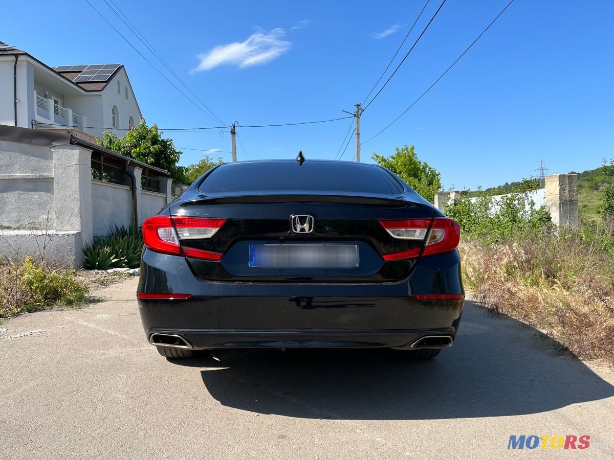 2018' Honda Accord photo #3