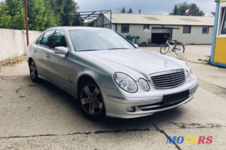 2005' Mercedes-Benz E photo #1
