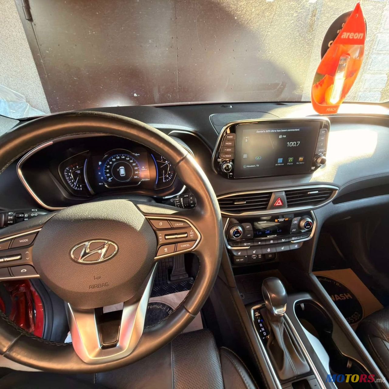 2020' Hyundai Santa Fe photo #1