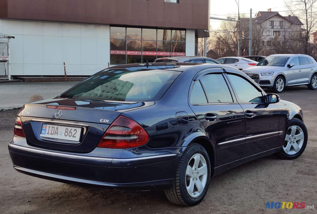 2006' Mercedes-Benz E Класс photo #5