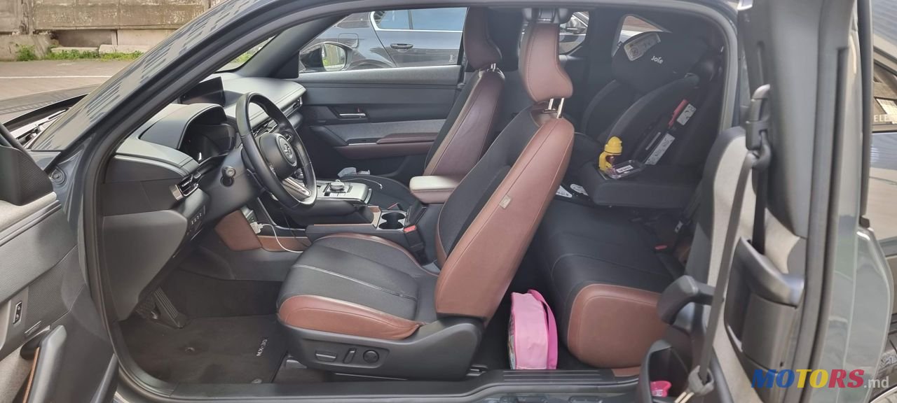 2020' Mazda MX-30 photo #6