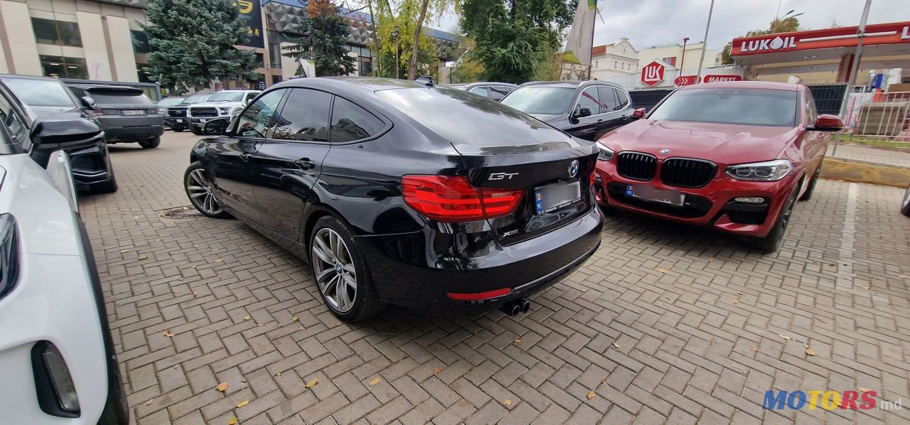 2015' BMW 3 Series Gran Turismo photo #3