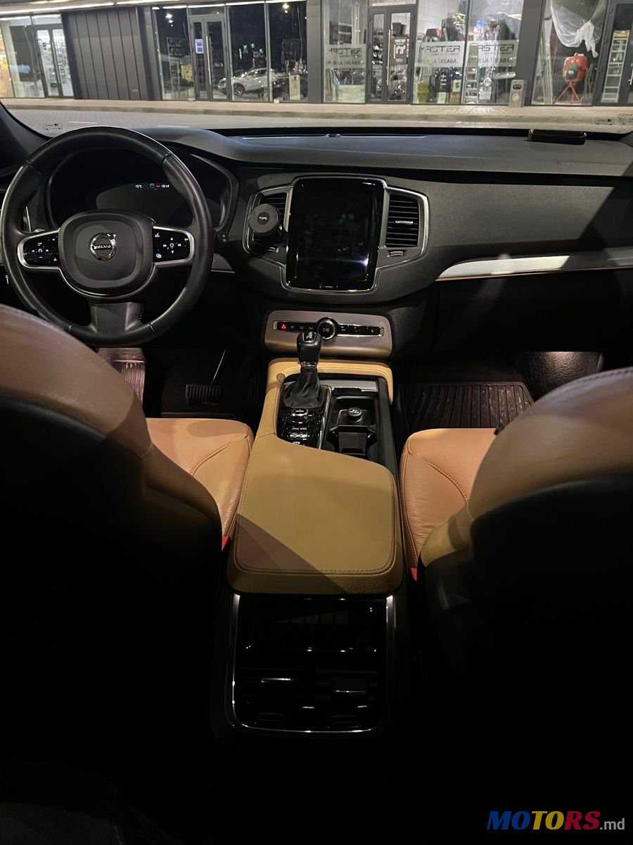 2017' Volvo XC90 photo #3