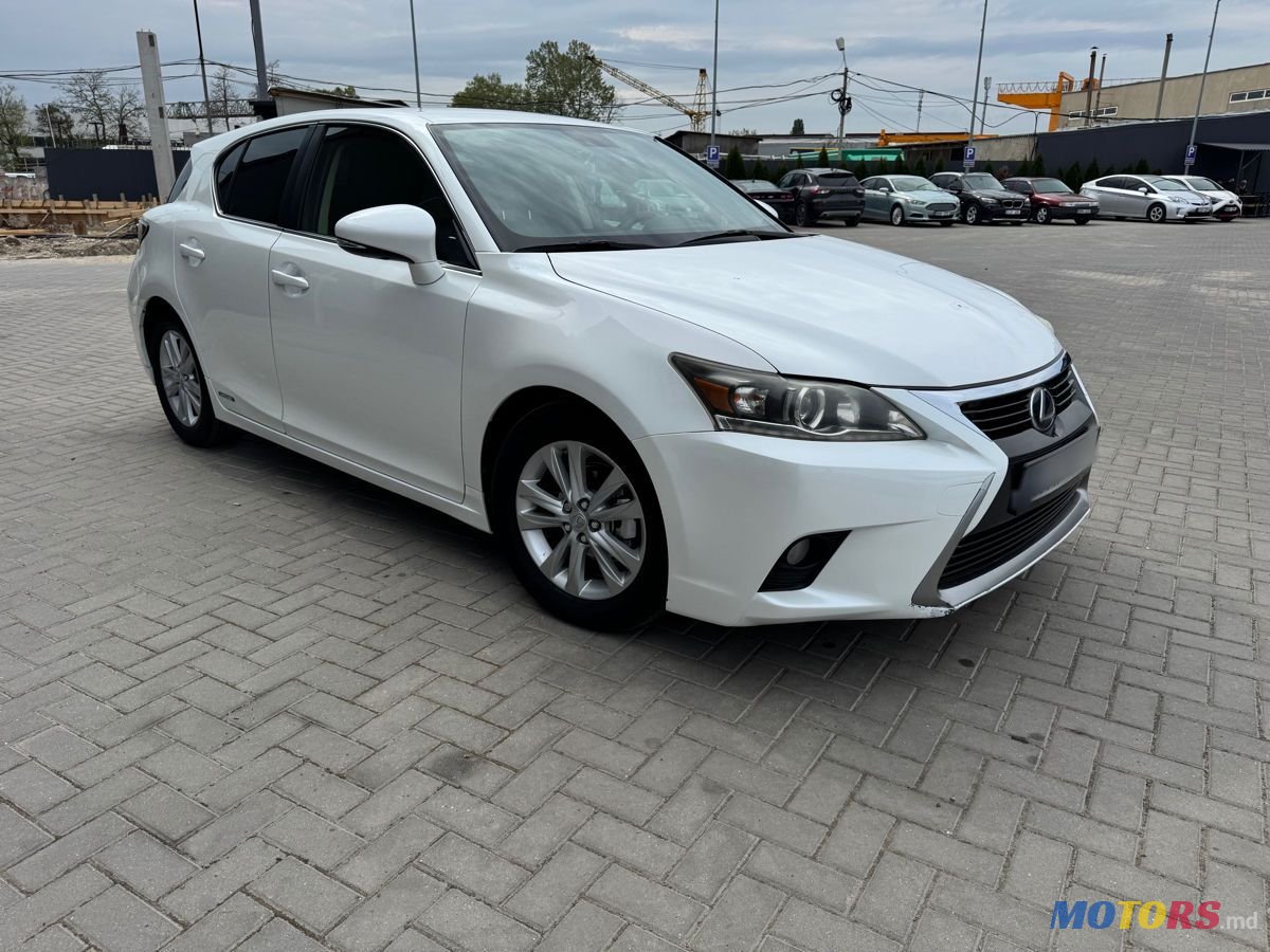 2014' Lexus Ct Series photo #2