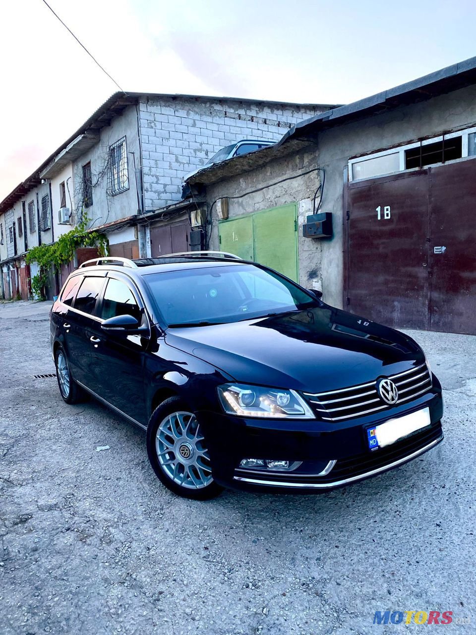 2013' Volkswagen Passat photo #1