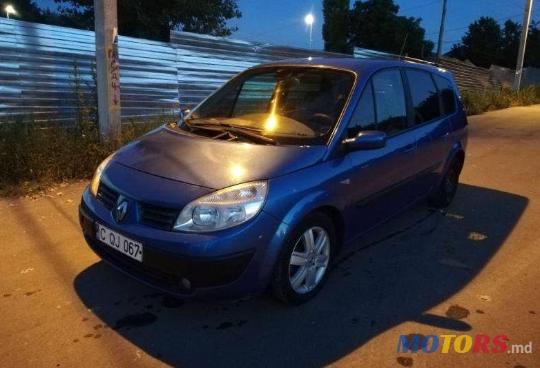 2005' Renault Grand Scenic photo #1