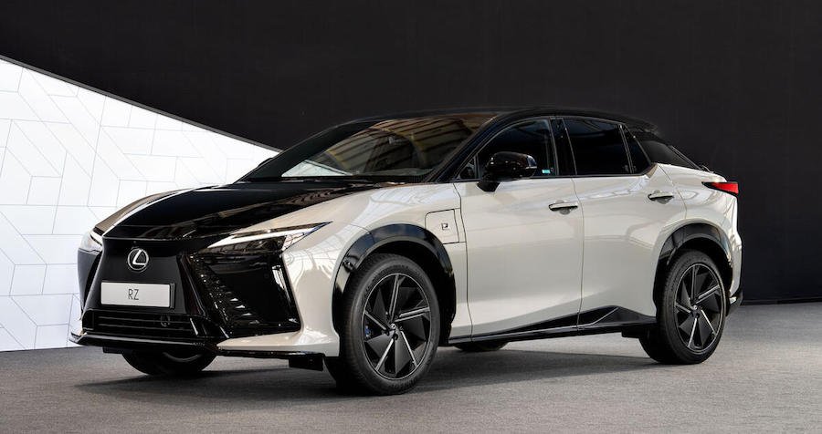 Lexus RZ F sport 2025