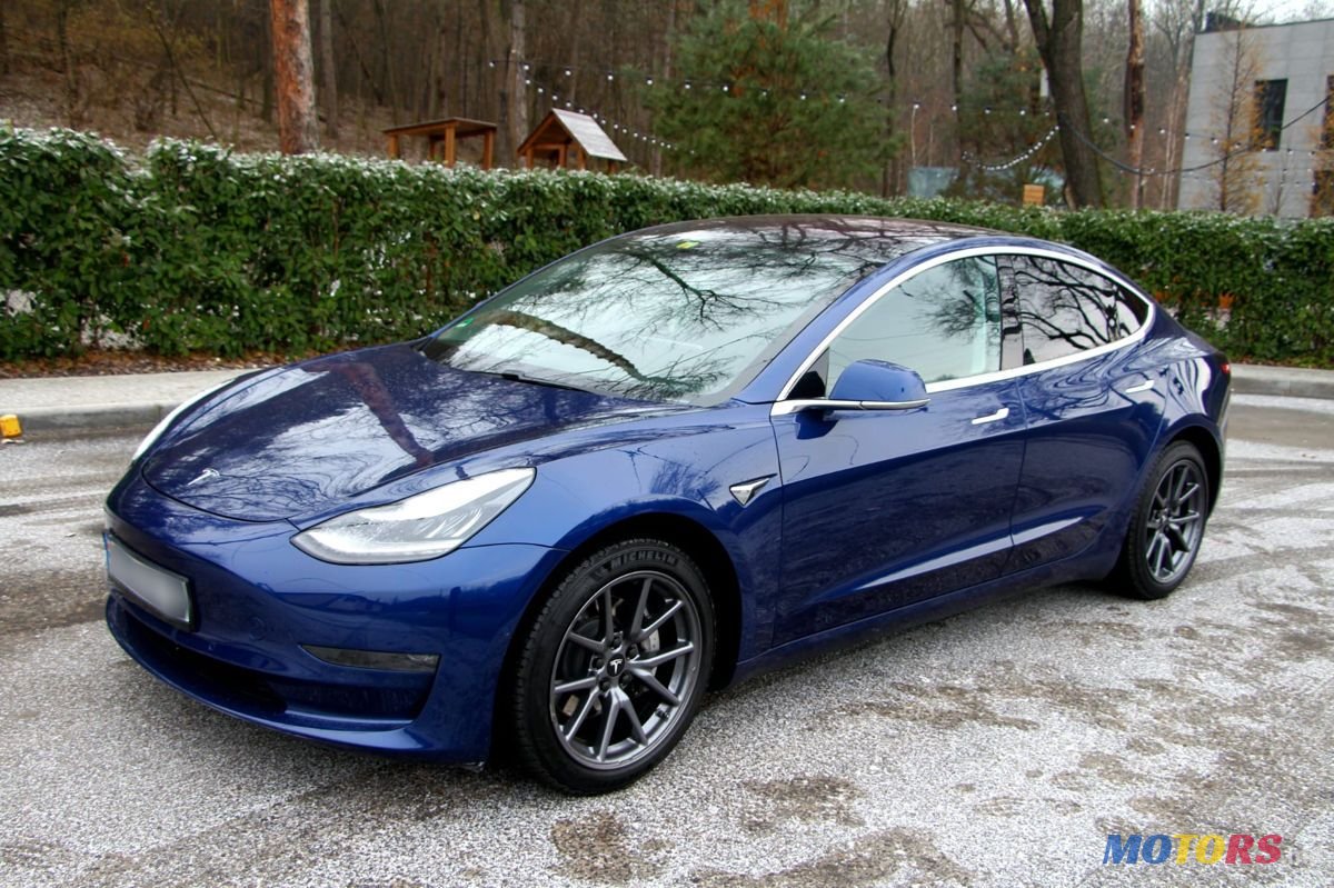 2019' Tesla Model 3 photo #2