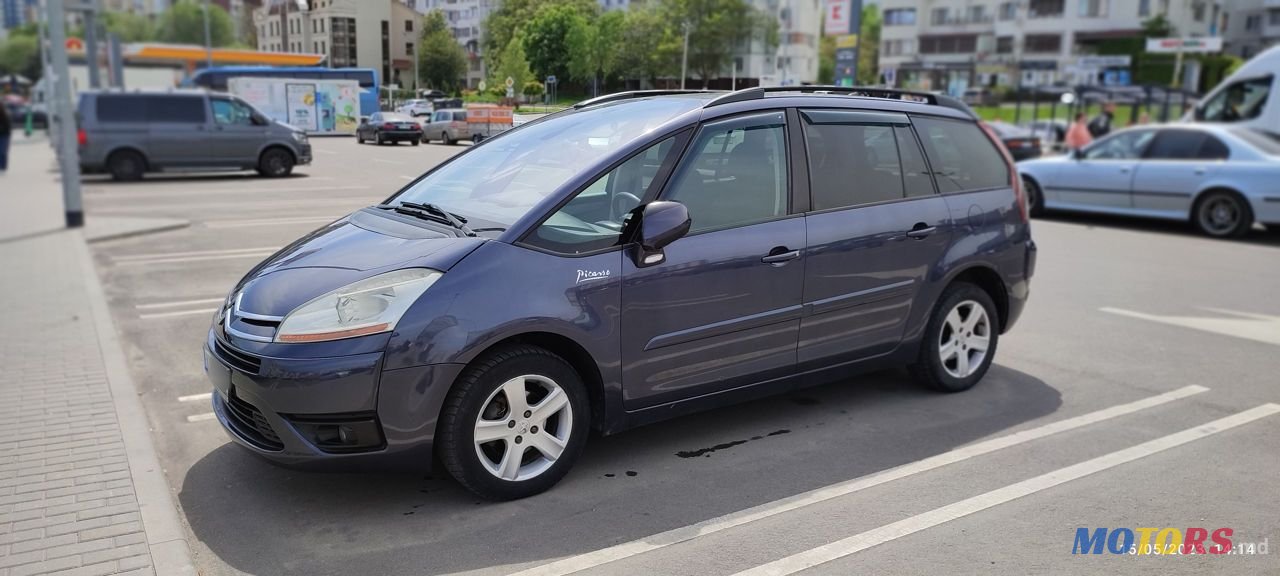 2008' Citroen C4 Picasso photo #1