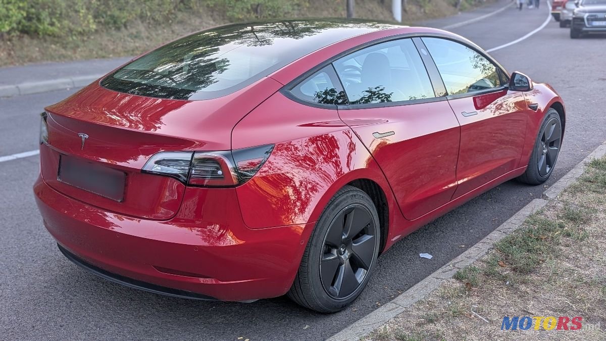 2021' Tesla Model 3 photo #2