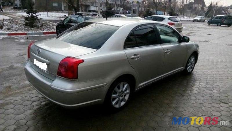 2003' Toyota Avensis photo #3