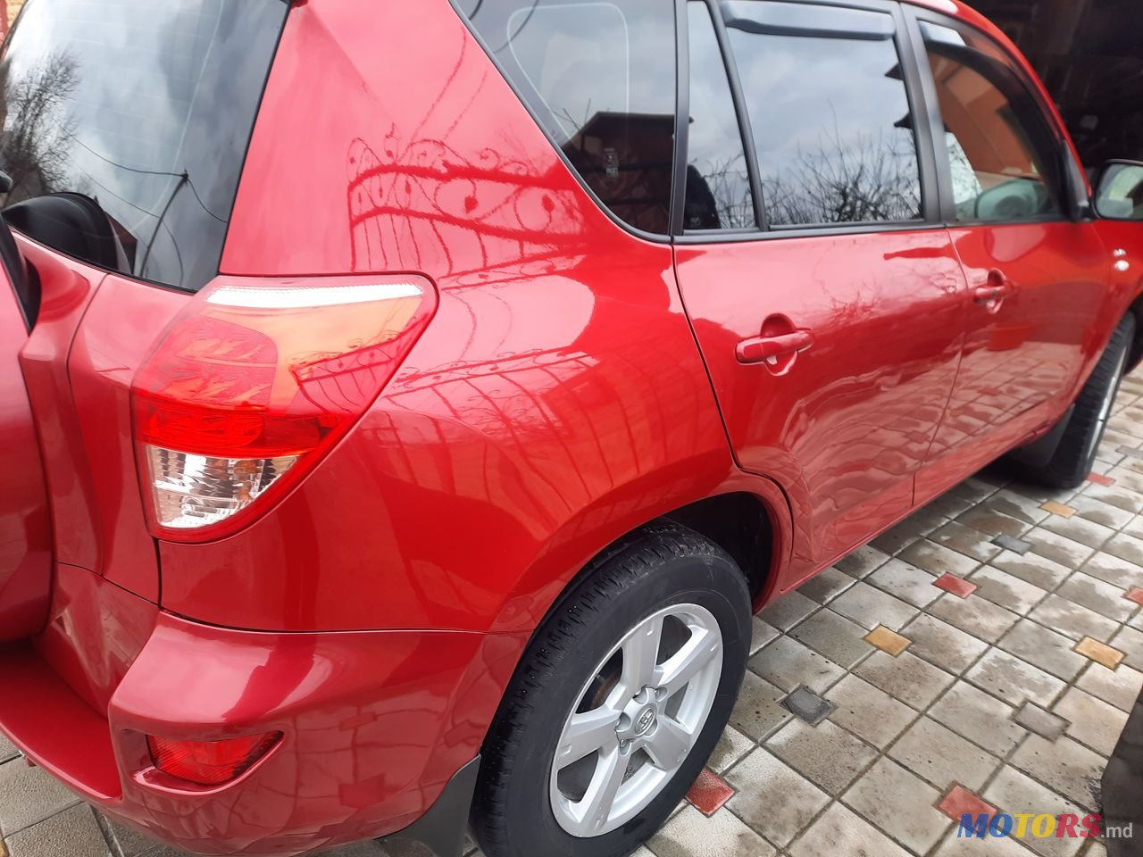 2007' Toyota RAV4 photo #3