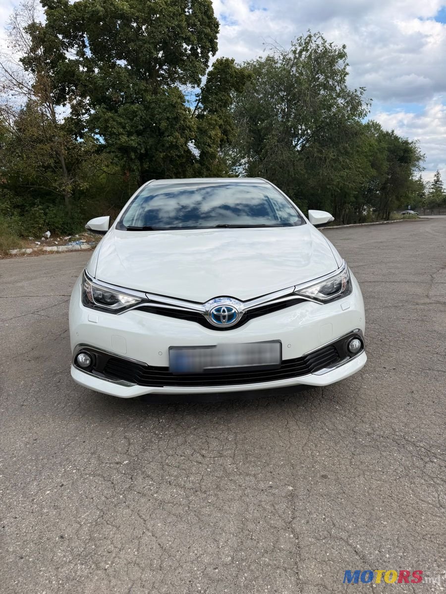 2016' Toyota Auris photo #1