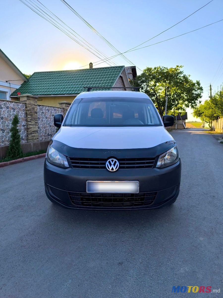 2015' Volkswagen Caddy photo #1
