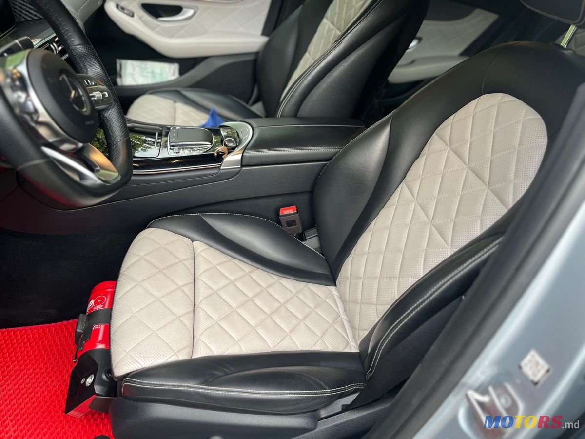 2020' Mercedes-Benz EQC photo #4