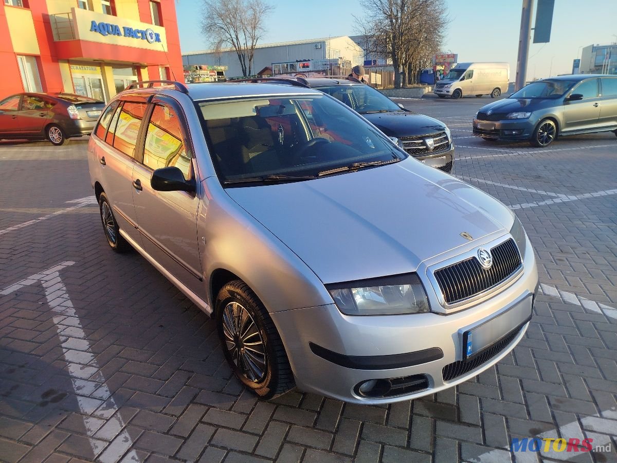 2005' Skoda Fabia photo #6