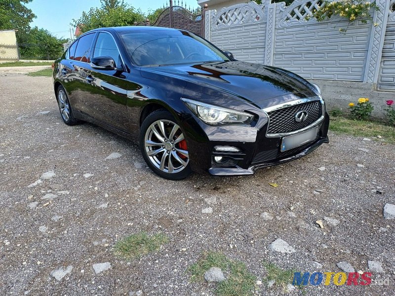 2016' Infiniti Q50 photo #1