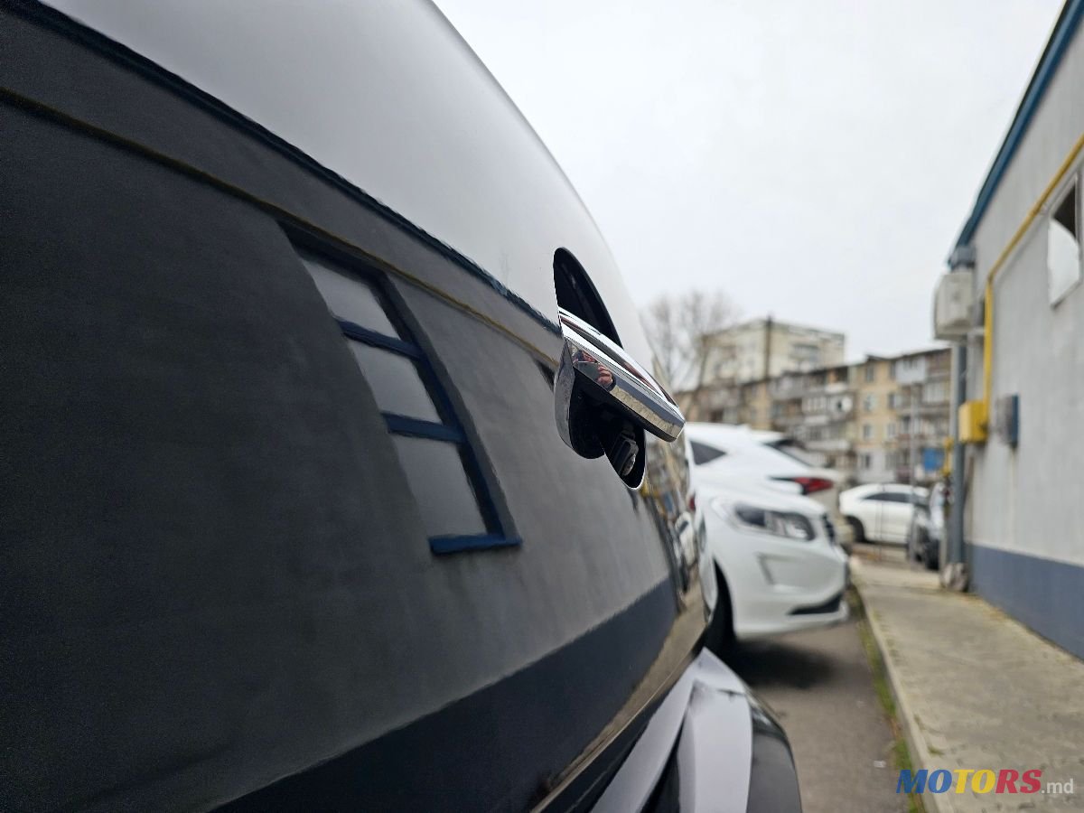 2017' Volkswagen Passat photo #2