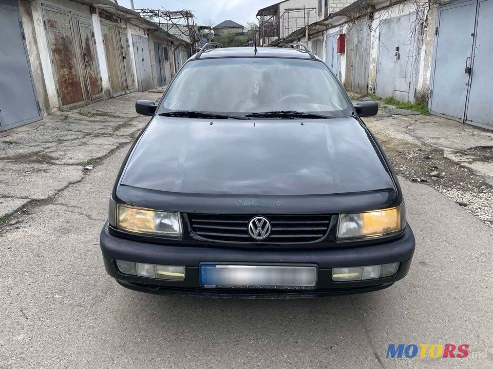 1996' Volkswagen Passat photo #2