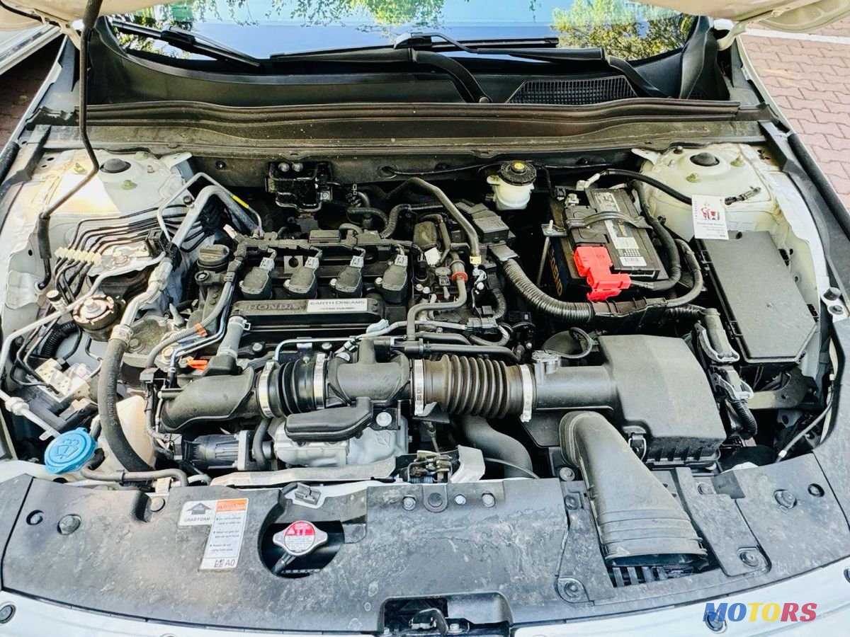 2019' Honda Accord photo #6